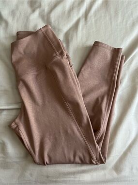 High-Rise Mauve Pink Leggings with Subtle Print